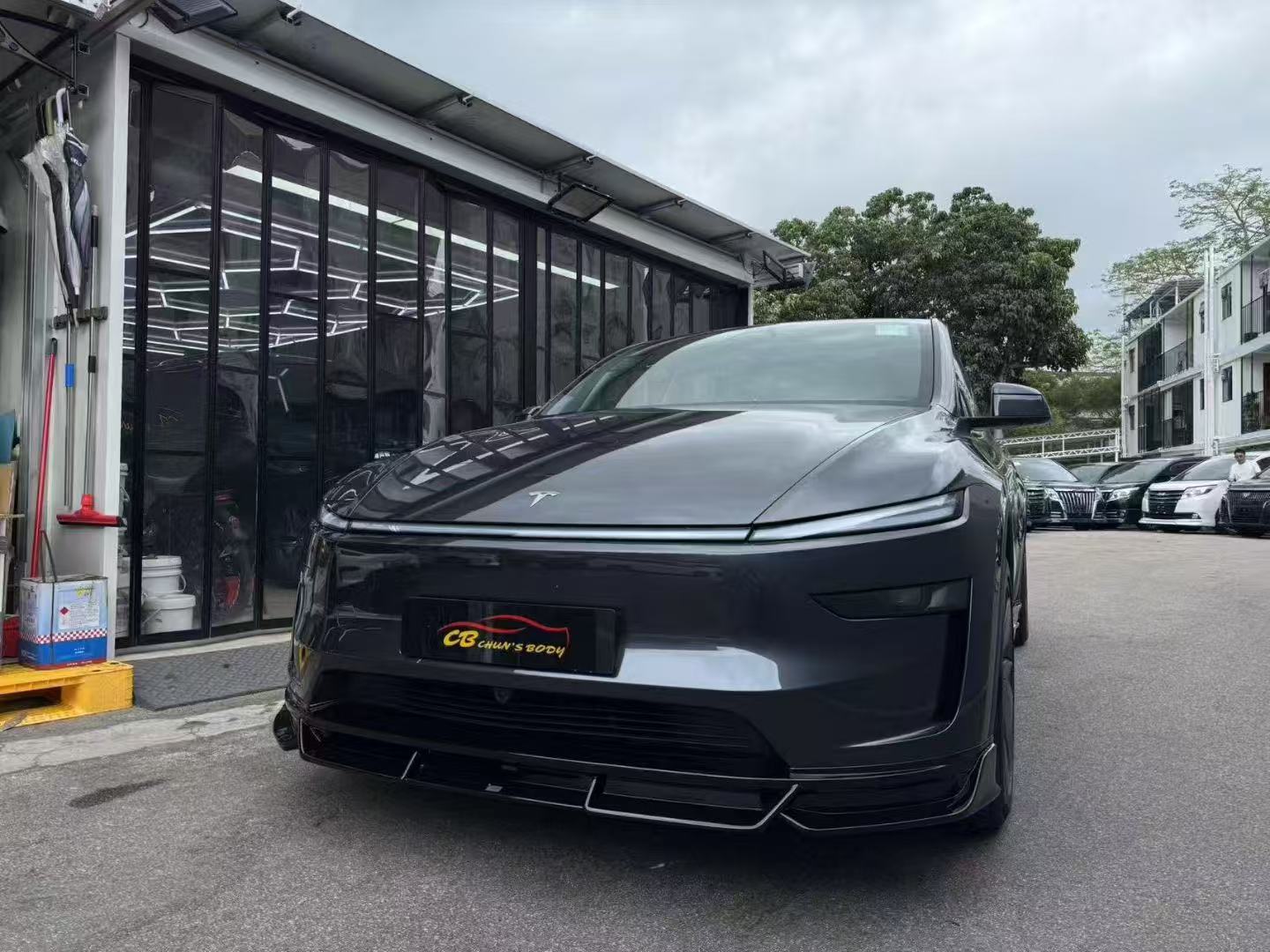 RBT 2025+ Tesla Model Y Lowline Kit Gloss Black - Image 11