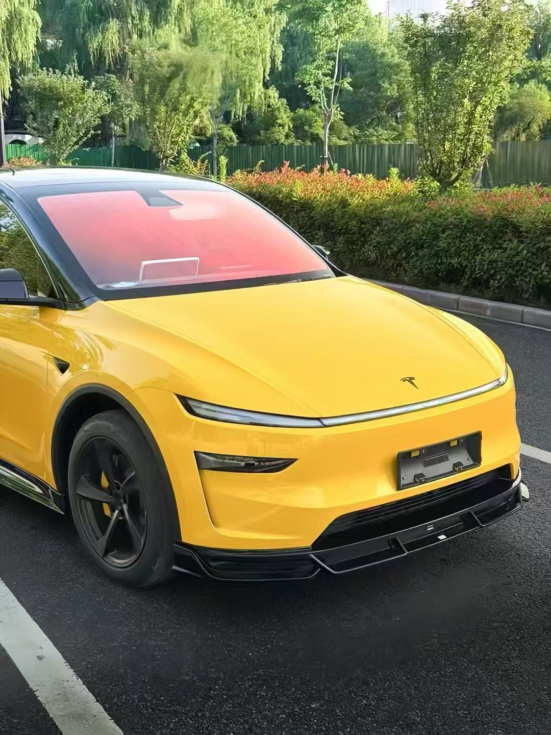 RBT 2025+ Tesla Model Y Lowline Kit Gloss Black - Image 4