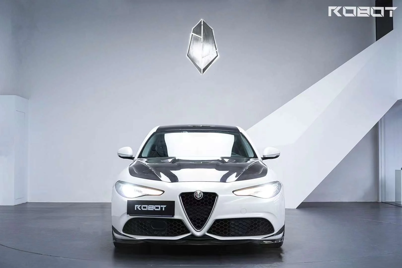 Robot Craftsman Alfa Romeo Giulia Lowline Bodykit (Hydrogai Series) - Base FRP kit - Image 12
