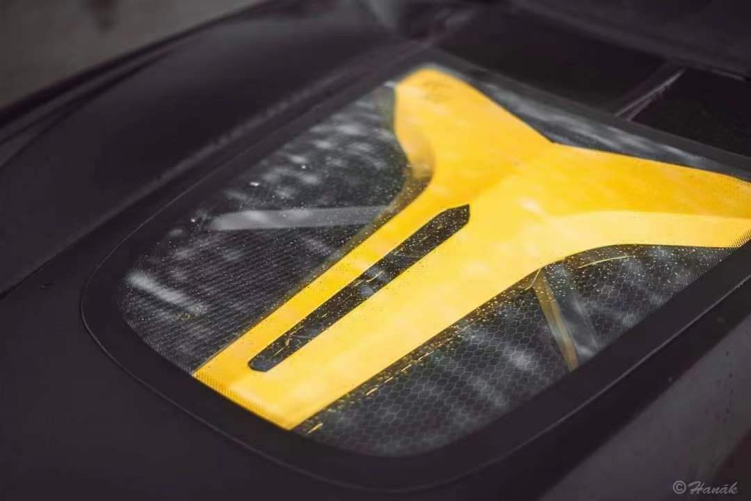 Robot S550 Ford Mustang FRP/Carbon Dawn Bonnet - Image 6