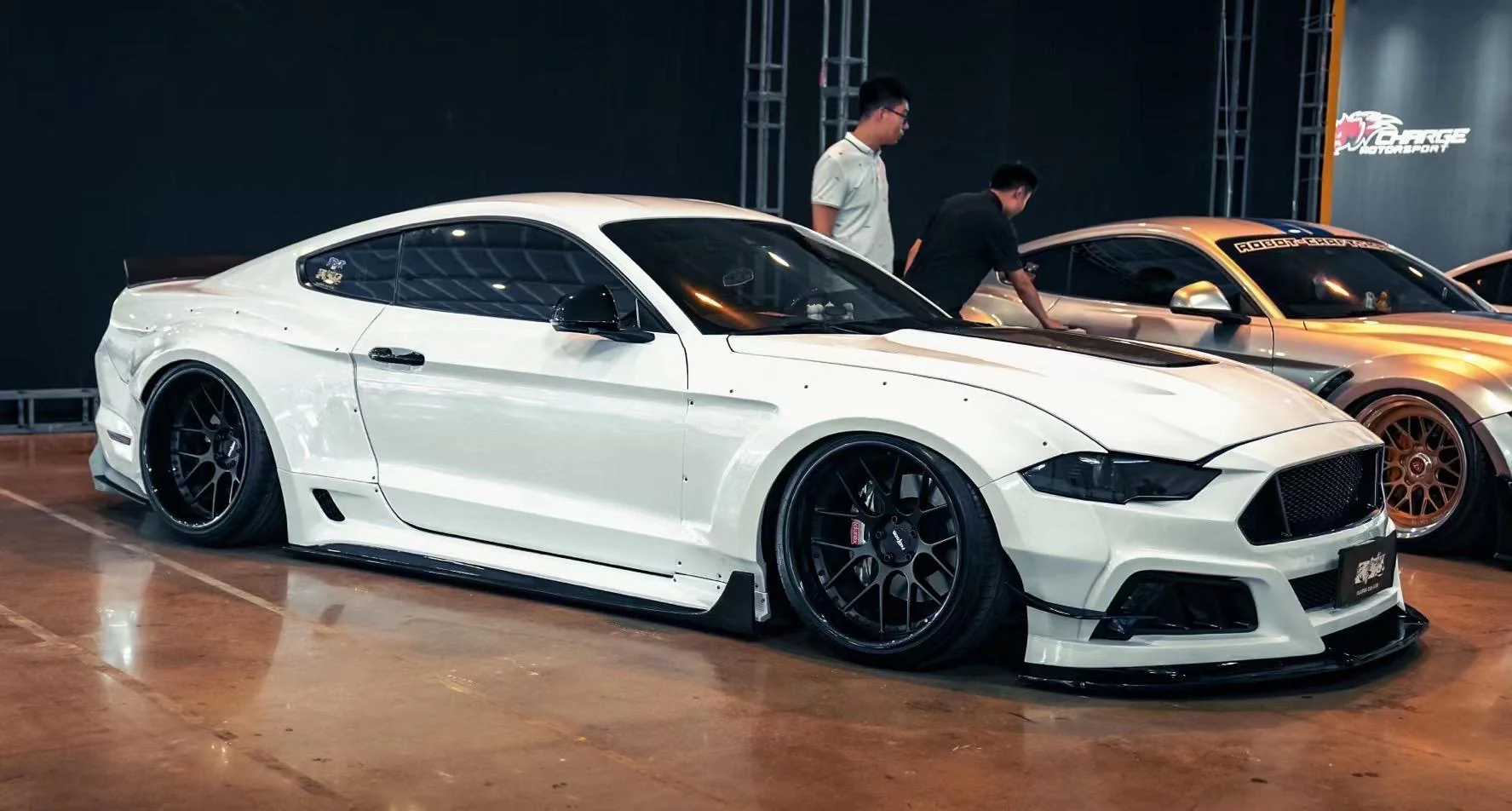 Robot Craftsman Ford Mustang V2 Fibre Glass Reinforced Plastic Complete Body Kit 2015-2023 - Image 14