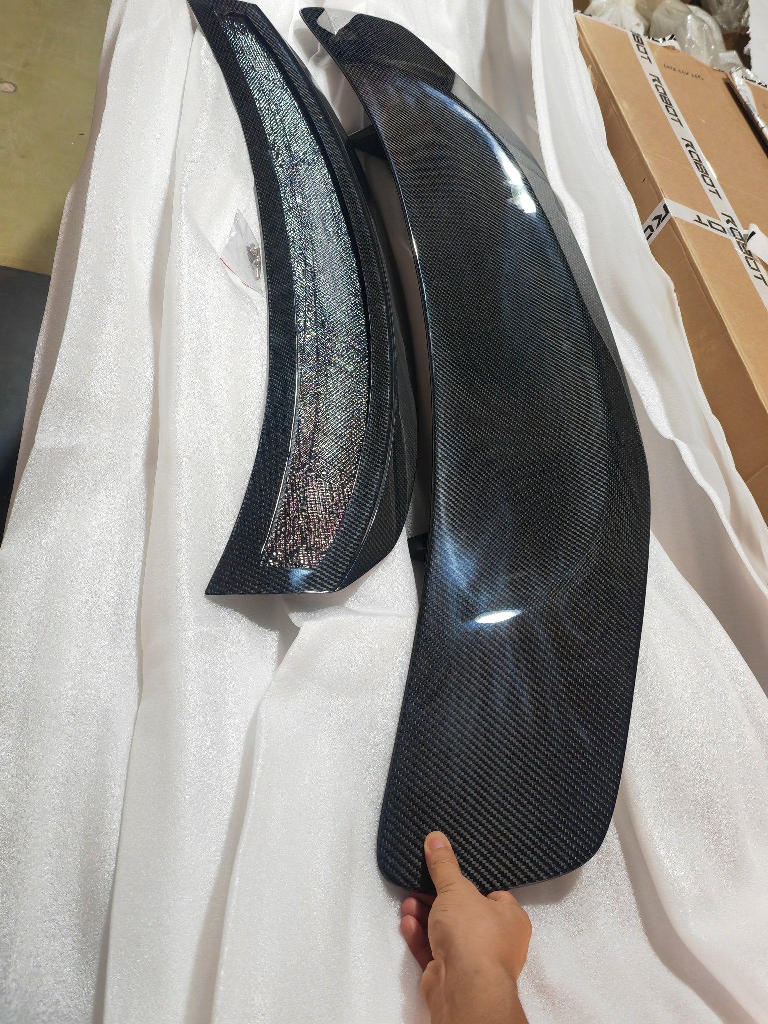 Robot Craftsman Tesla Model 3 "Crypton" GT Spoiler - Image 5