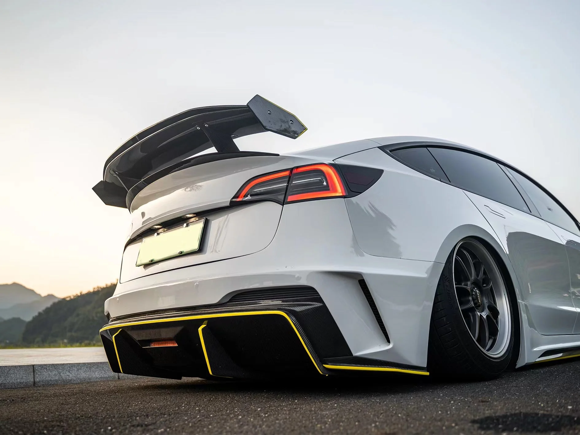 Robot Craftsman Tesla Model 3 “HACKER” Rear Bumper & Diffuser (2017–2023 pre-facelift) - Image 14