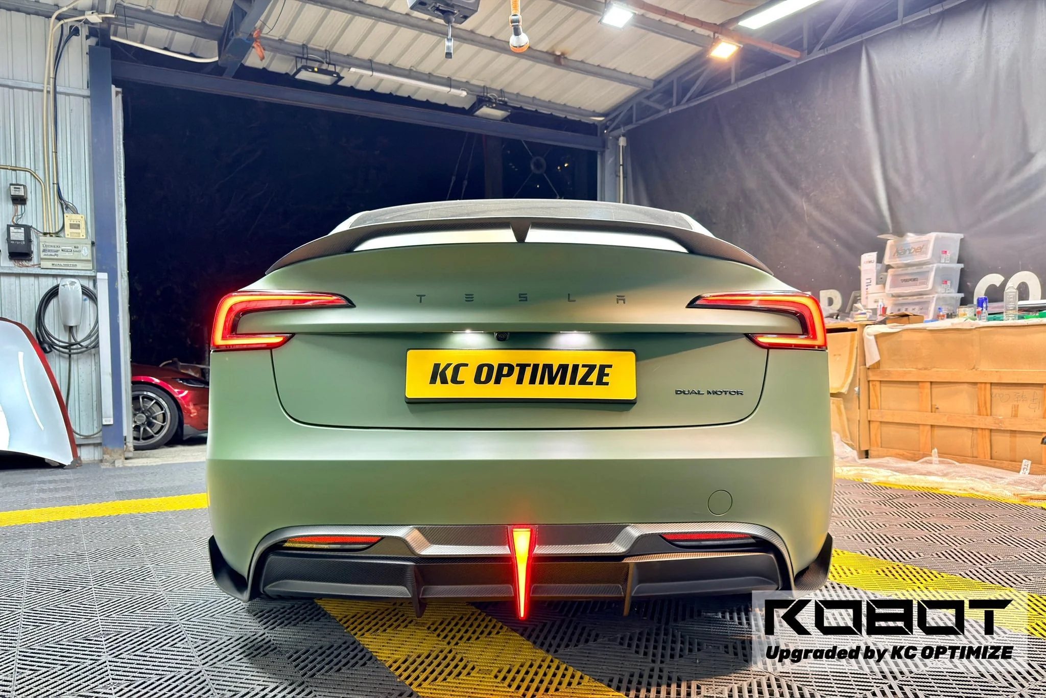 Robot Craftsman Tesla Model 3 Highland Lowline Bodykit (Hydrogai Series) SR & LR - Image 34