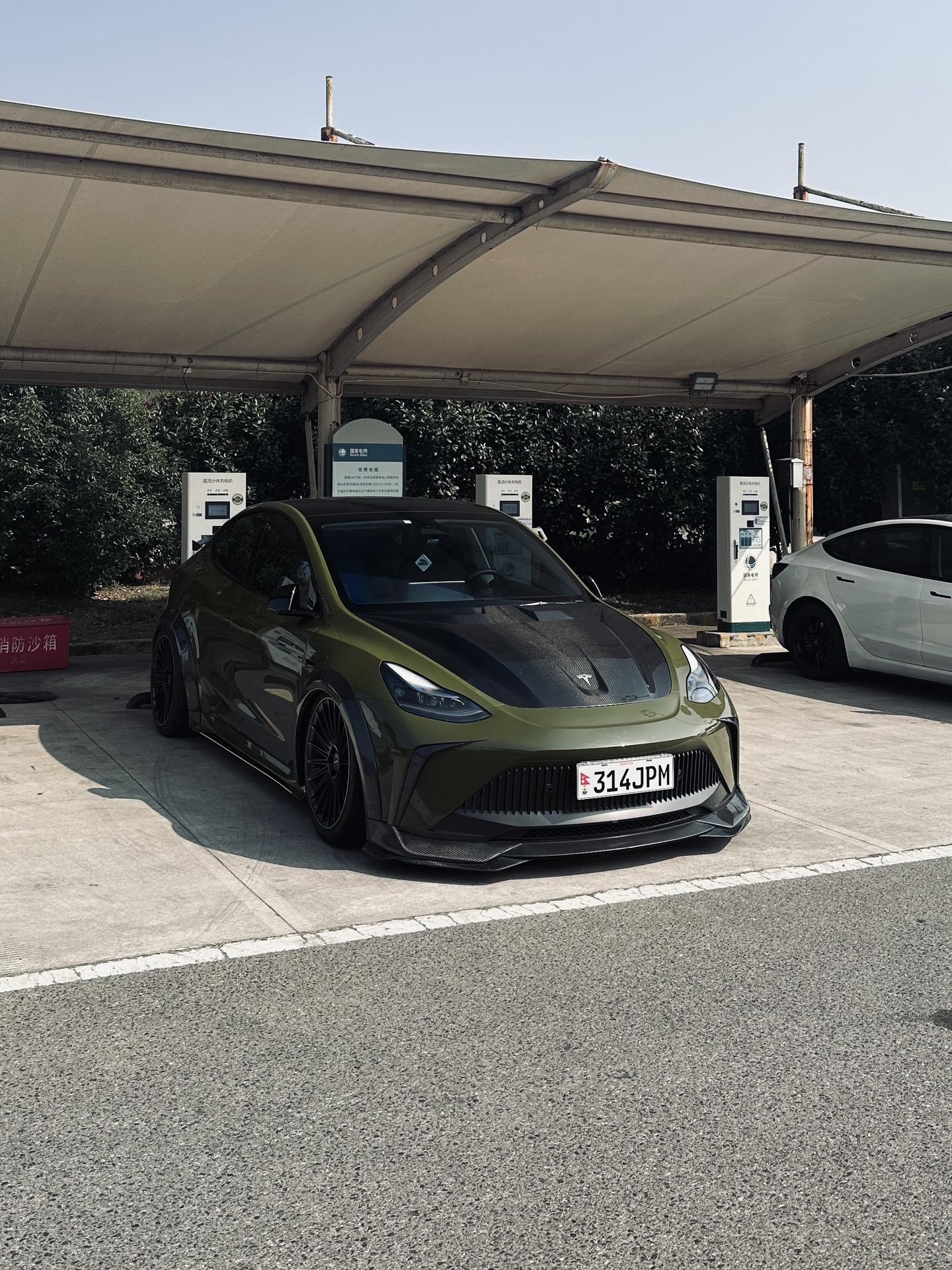 Robot Craftsman Tesla Model Y Starship Polypropylene (PP/frp) Full widebody Bodykit - Image 8