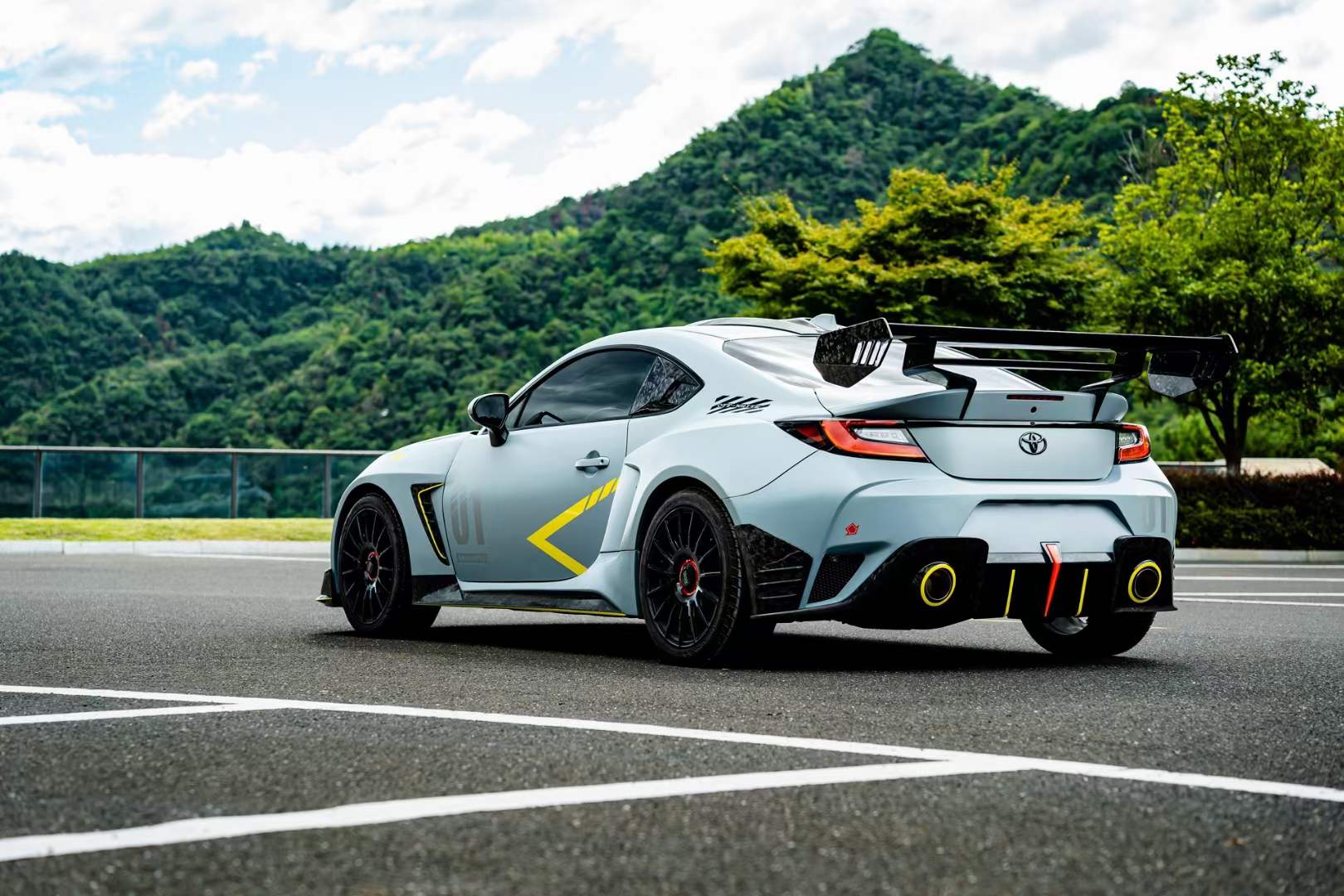 Robot Craftsman Toyota GR86 / BRZ Complete Widebody Kit - Image 11