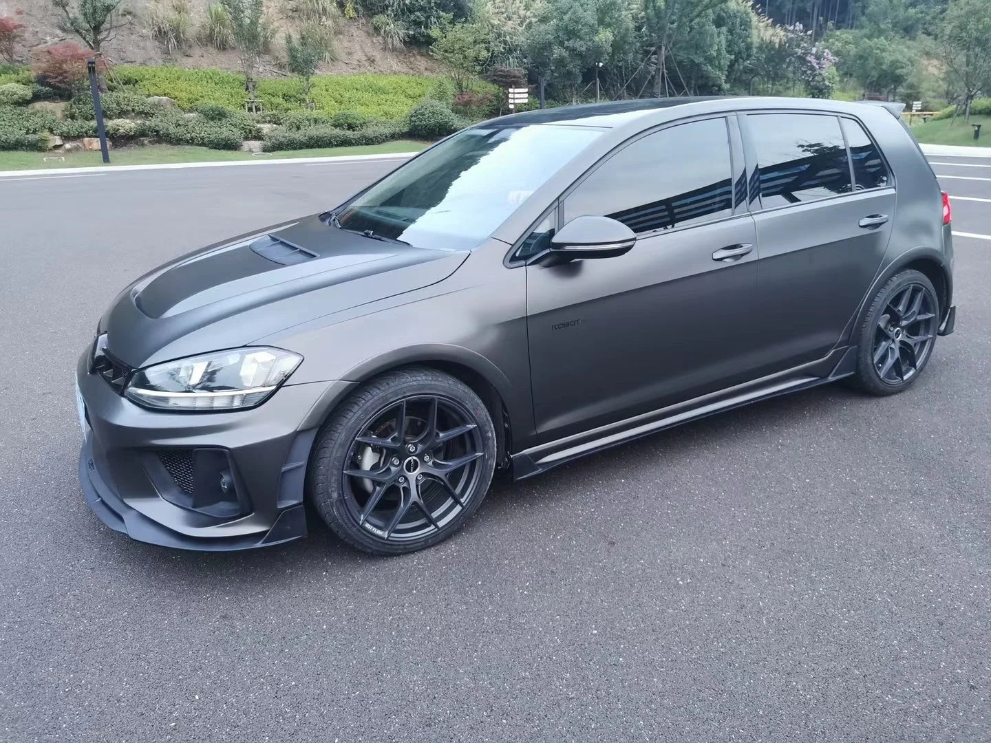 Robot Craftsman Volkswagen Golf / GTI / Golf R MK7 MK7.5 Side Skirts - Image 4