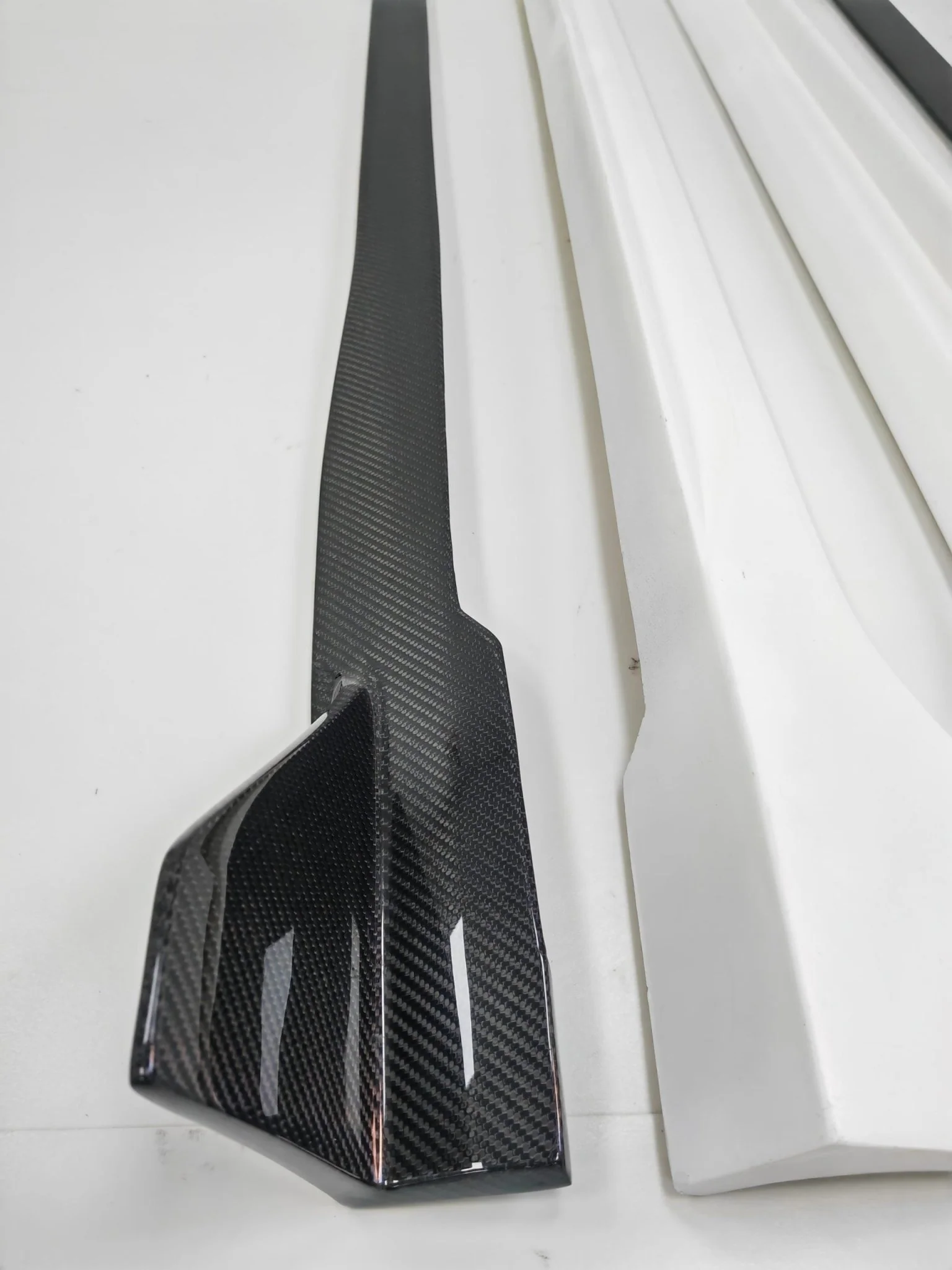 Robot Craftsman Volkswagen Golf / GTI / Golf R MK7 MK7.5 Fibre Glass Reinforced Plastic Complete Front Bumper (FRP) - Image 22