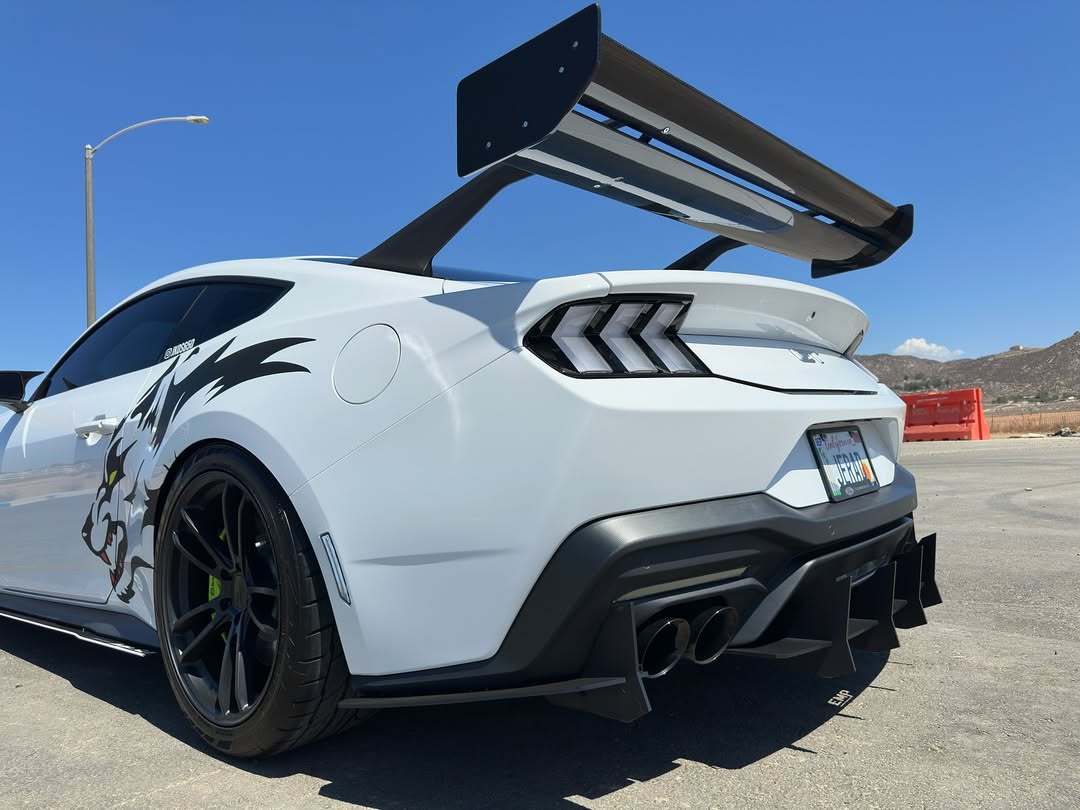 Robot Ford Mustang V5 GTR Widebody Spoiler/Wing for S550.1, S550.2 & S650 - Image 12