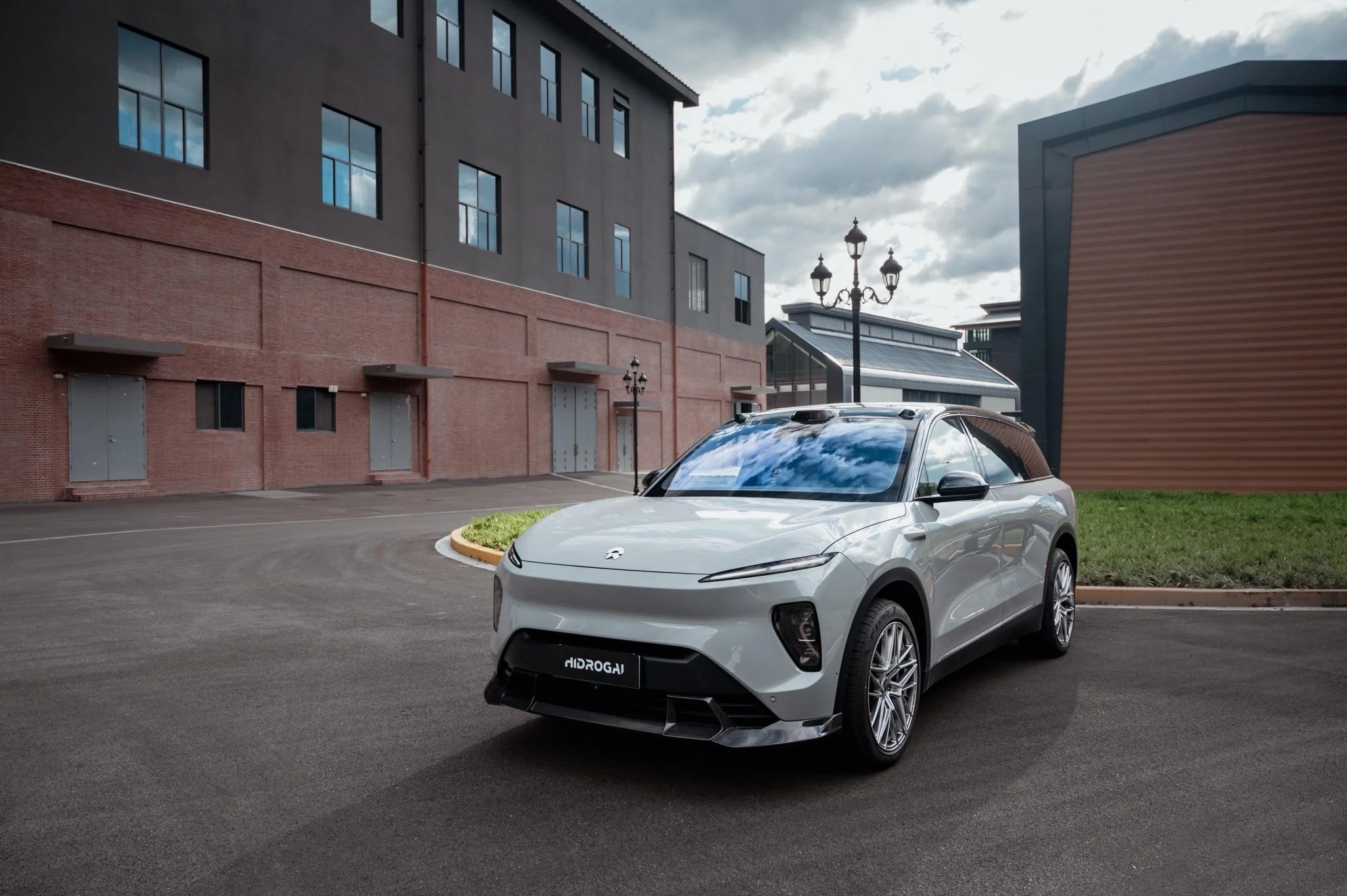 Robot NIO ES8 Lowline Bodykit (Hydrogai Series) 2023-2025 - Image 8