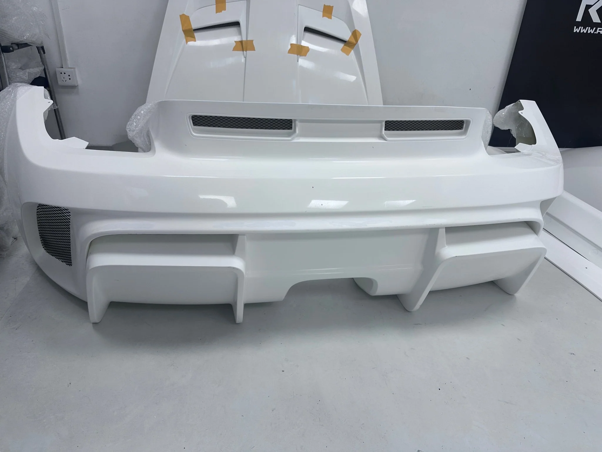 Robot Porsche 987.2 (2009–2012) "Stuka" Cayman Full FRP & Partial Carbon Widebody Kit - Image 47