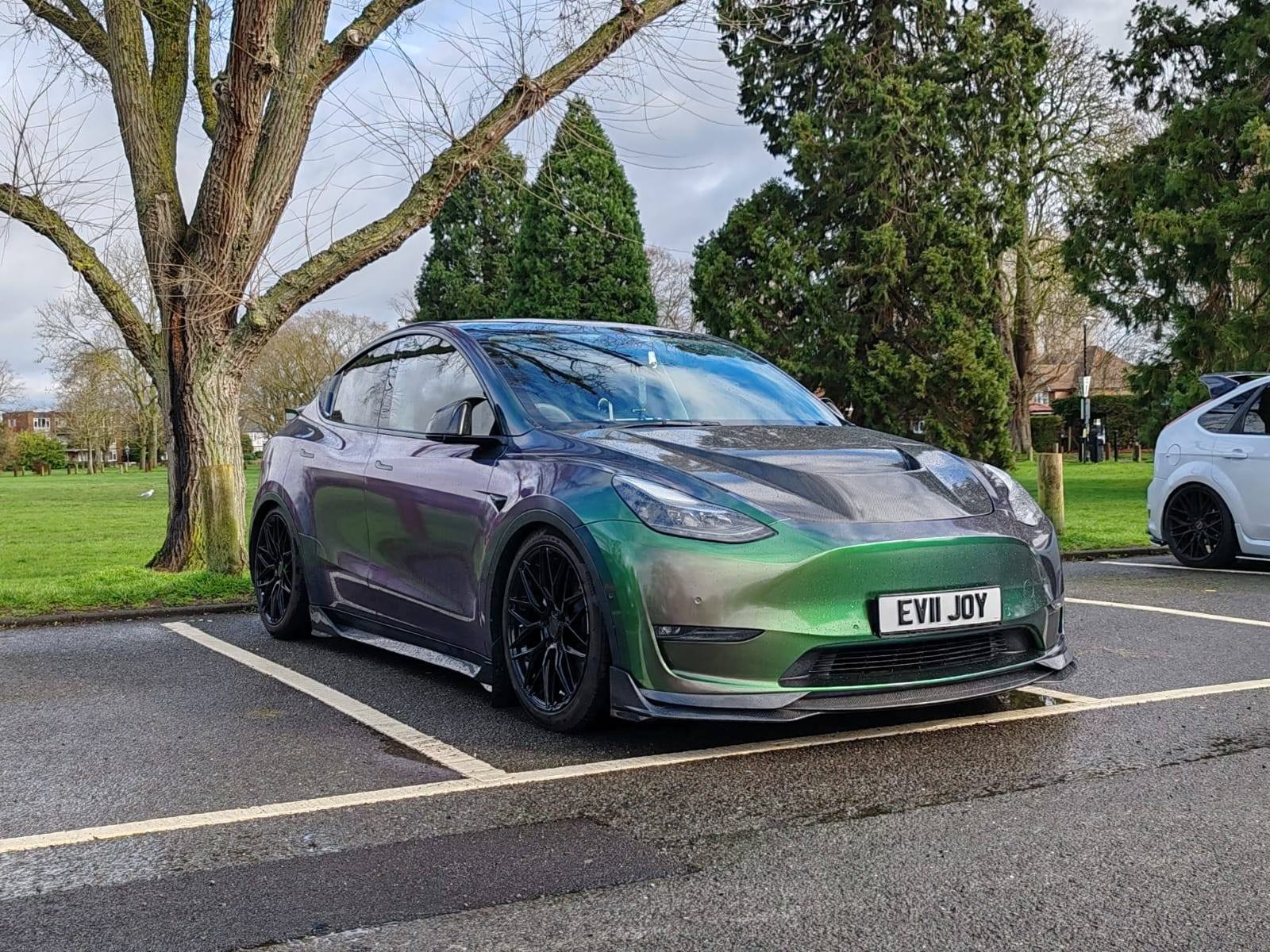 Robot Tesla Model Y Narrow Bodykit "Hidrogai" - Image 18