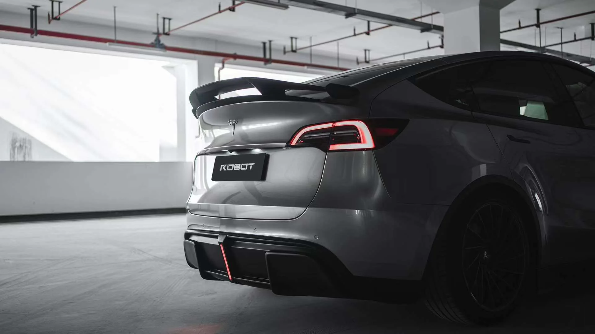 Robot Tesla Model Y Rear Diffuser - Image 2