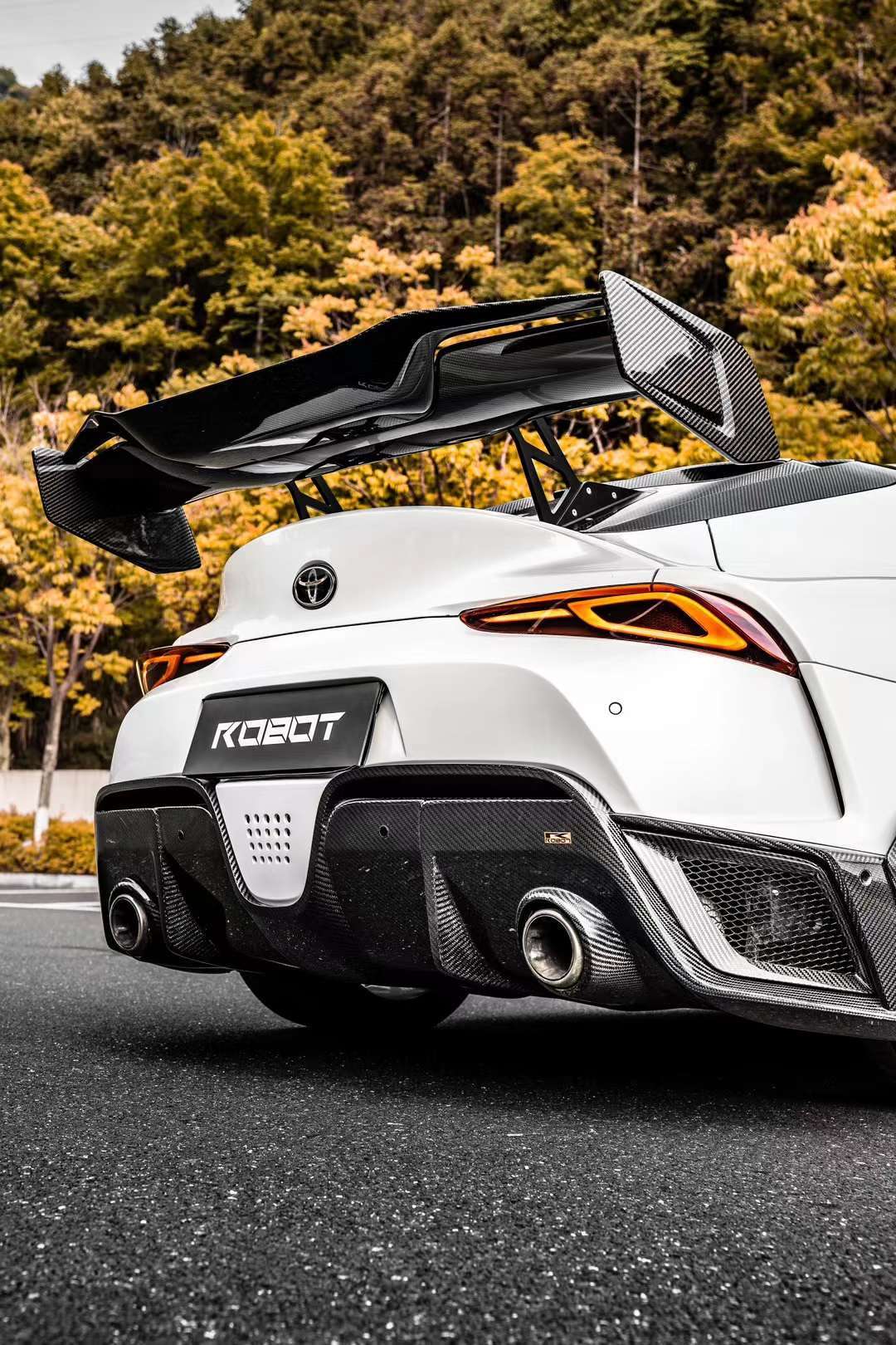 Robot Toyota GR Supra Alerion B Complete Narrow Body Kit - Image 5