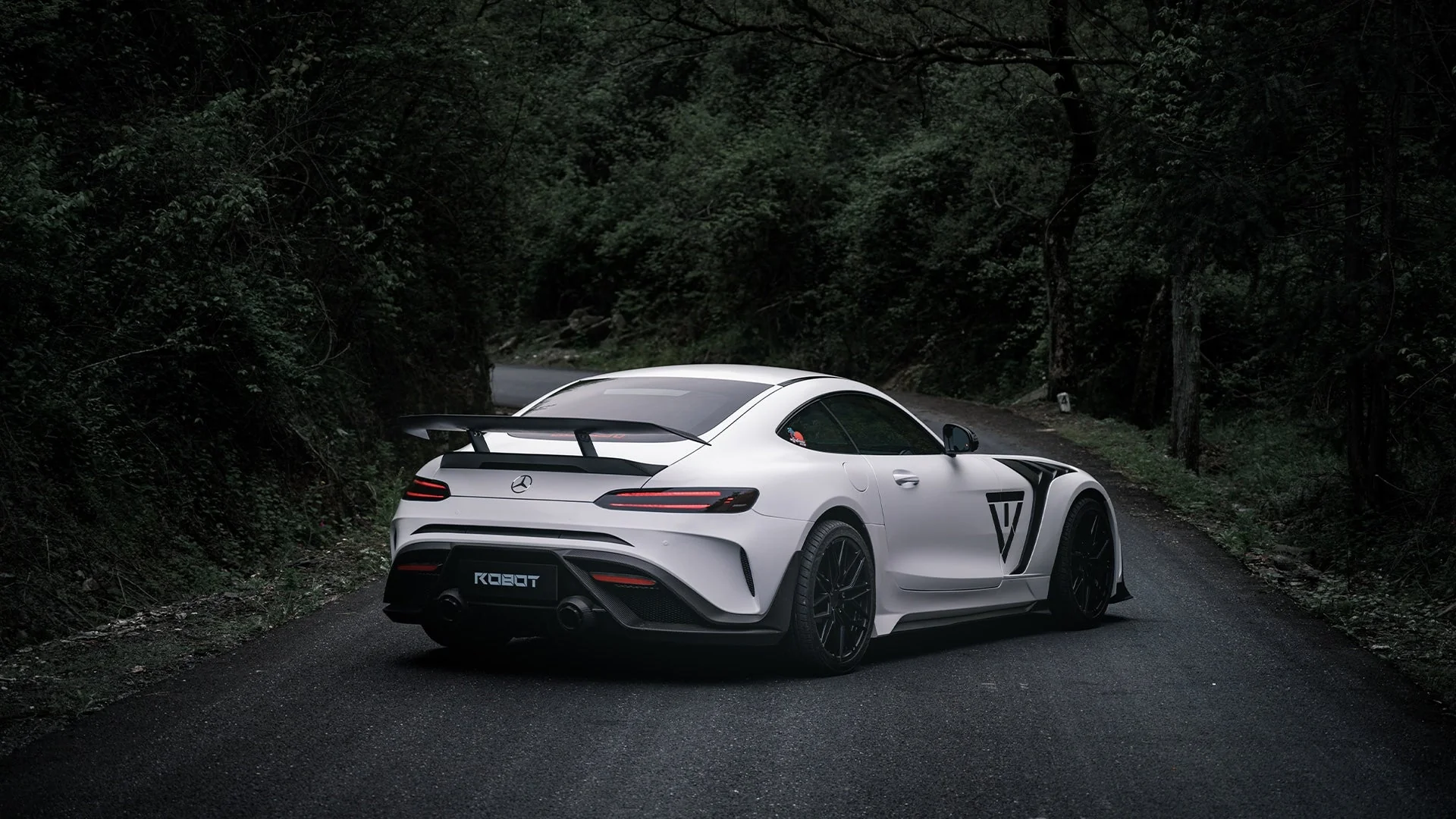 Robot Works Mercedes AMG GT Fibre Glass Reinforced Complete Body Kit (FRP) - Image 6