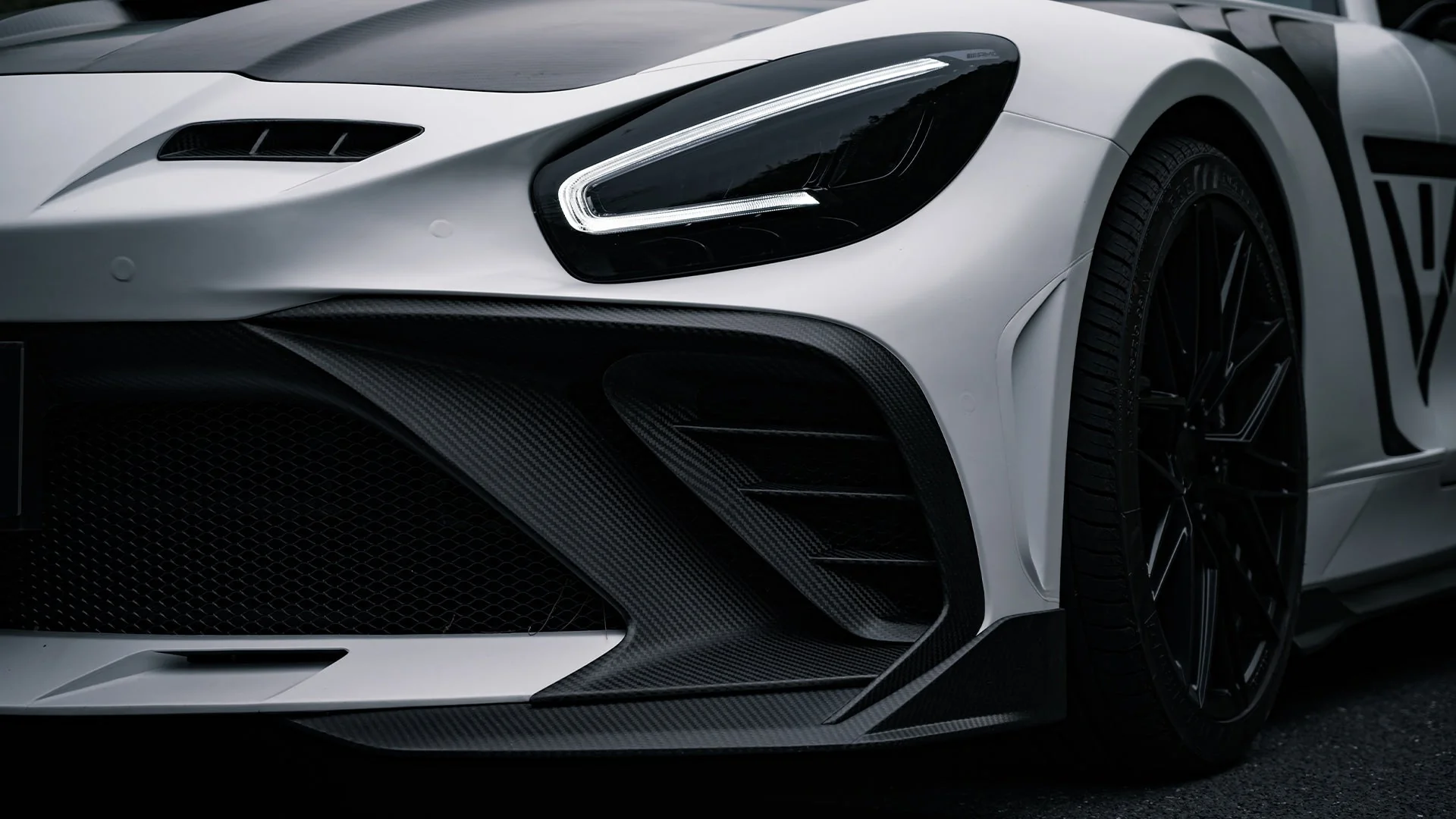 Robot Works Mercedes AMG GT Fibre Glass Reinforced Complete Body Kit (FRP) - Image 8
