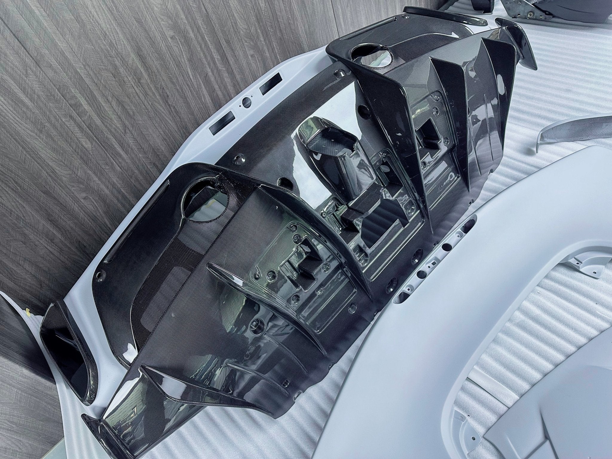 SD Dynamics Full Ferrari 488GTB Upgrade to Pista Conversion Body Kit - Image 22