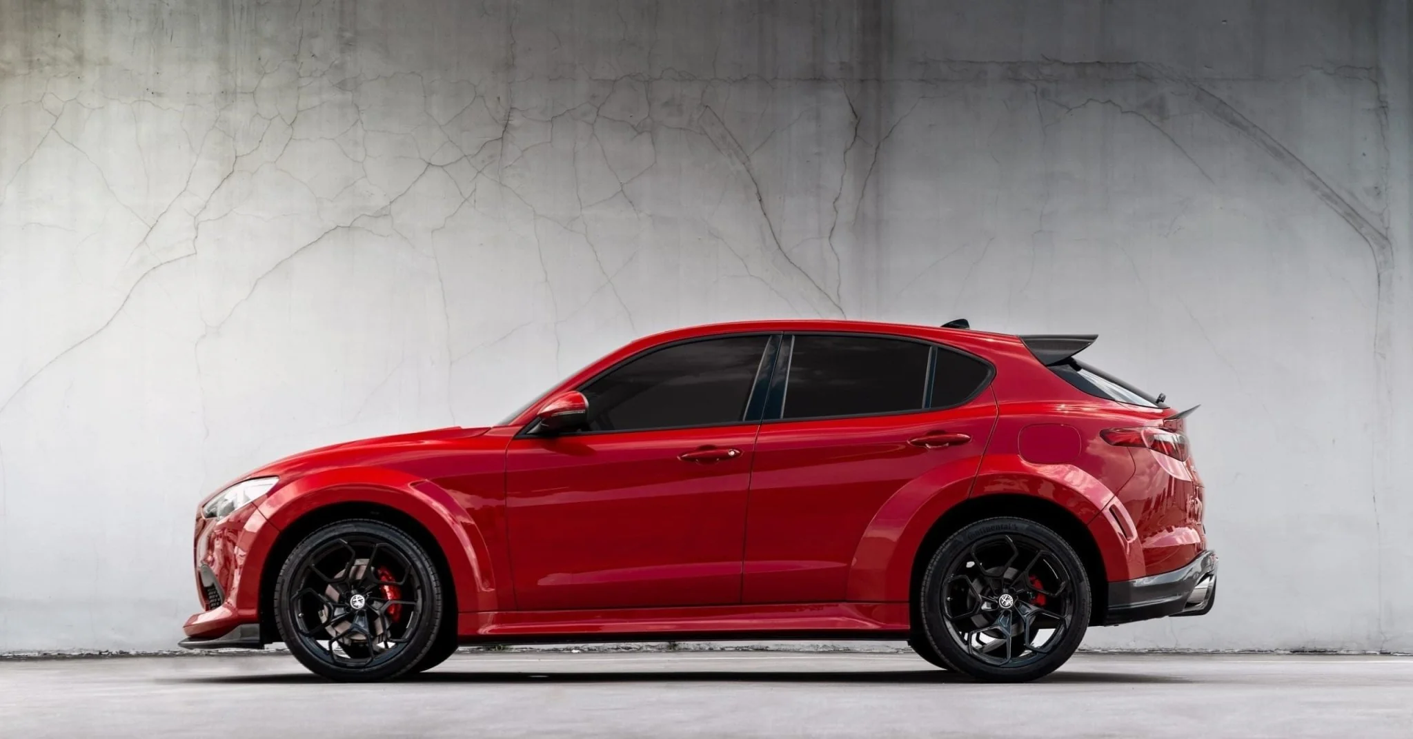 SD Carbon Pre-preg Carbon Fiber Rear Roof Spoiler For Alfa Romeo Stelvio - Image 3