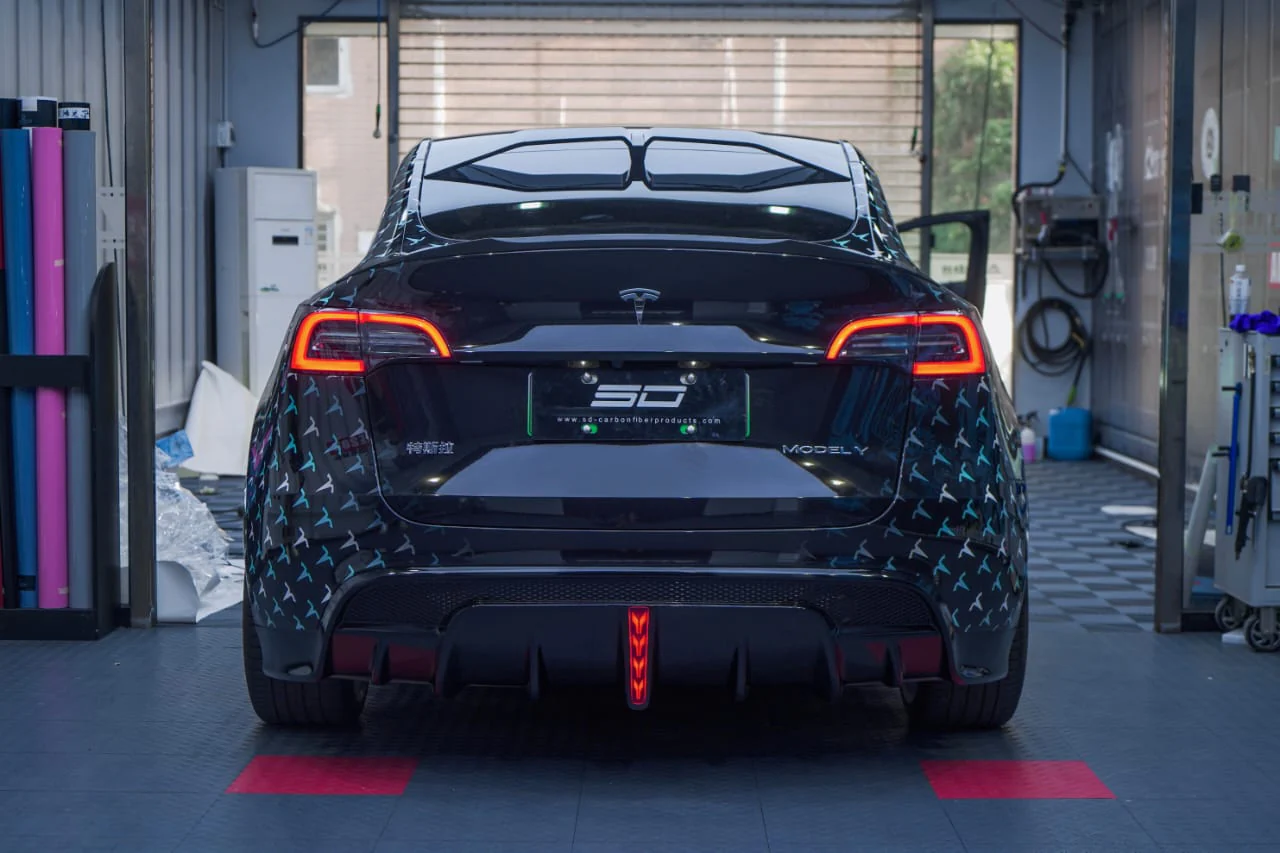 SD Carbon Tesla Model Y Full Plastic or Dry Carbon Narrowbody Bodykit - Image 11