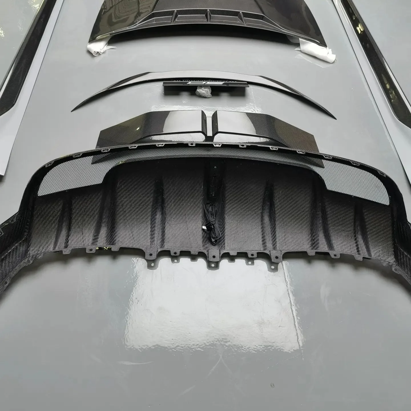 SD Carbon Tesla Model Y Full Plastic or Dry Carbon Narrowbody Bodykit - Image 16