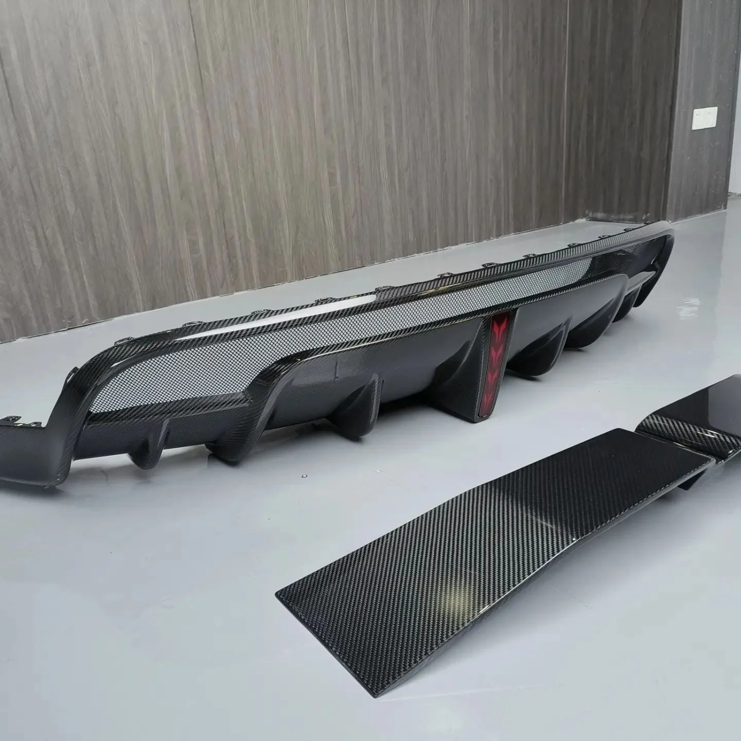 SD Carbon Tesla Model Y Full Plastic or Dry Carbon Narrowbody Bodykit - Image 20