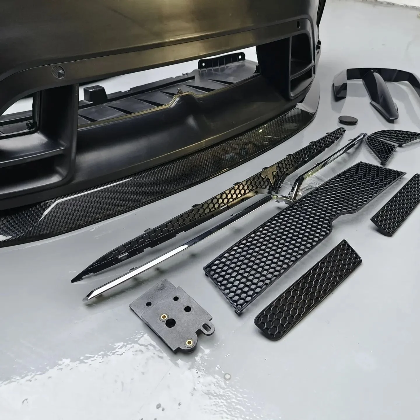 SD Carbon Tesla Model Y Full Plastic or Dry Carbon Narrowbody Bodykit - Image 21