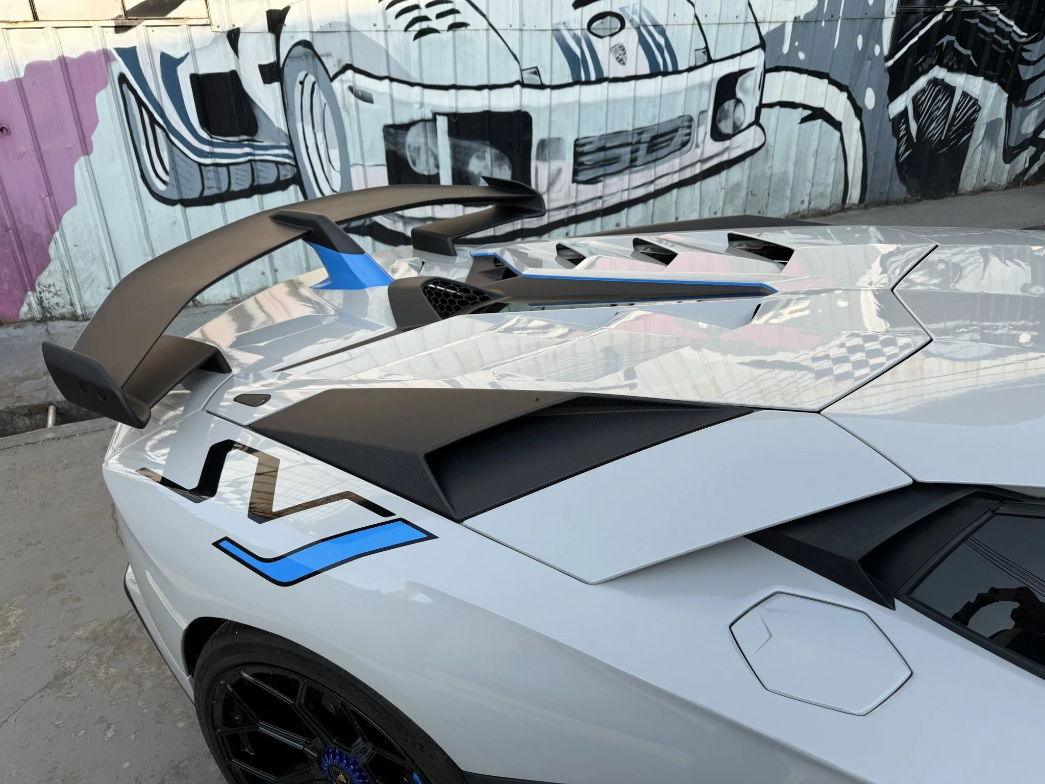 SD Dry Carbon Fibre Conversion Full Body Kit Conversion for Lamborghini Aventador LP700/720/740/750 Upgrade to SVJ Full Body Kit - Image 11