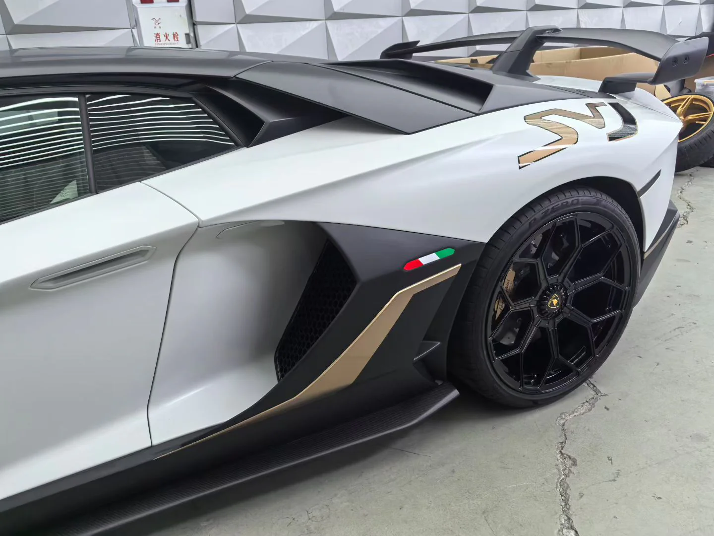 SD Dry Carbon Fibre Conversion Full Body Kit Conversion for Lamborghini Aventador LP700/720/740/750 Upgrade to SVJ Full Body Kit - Image 18