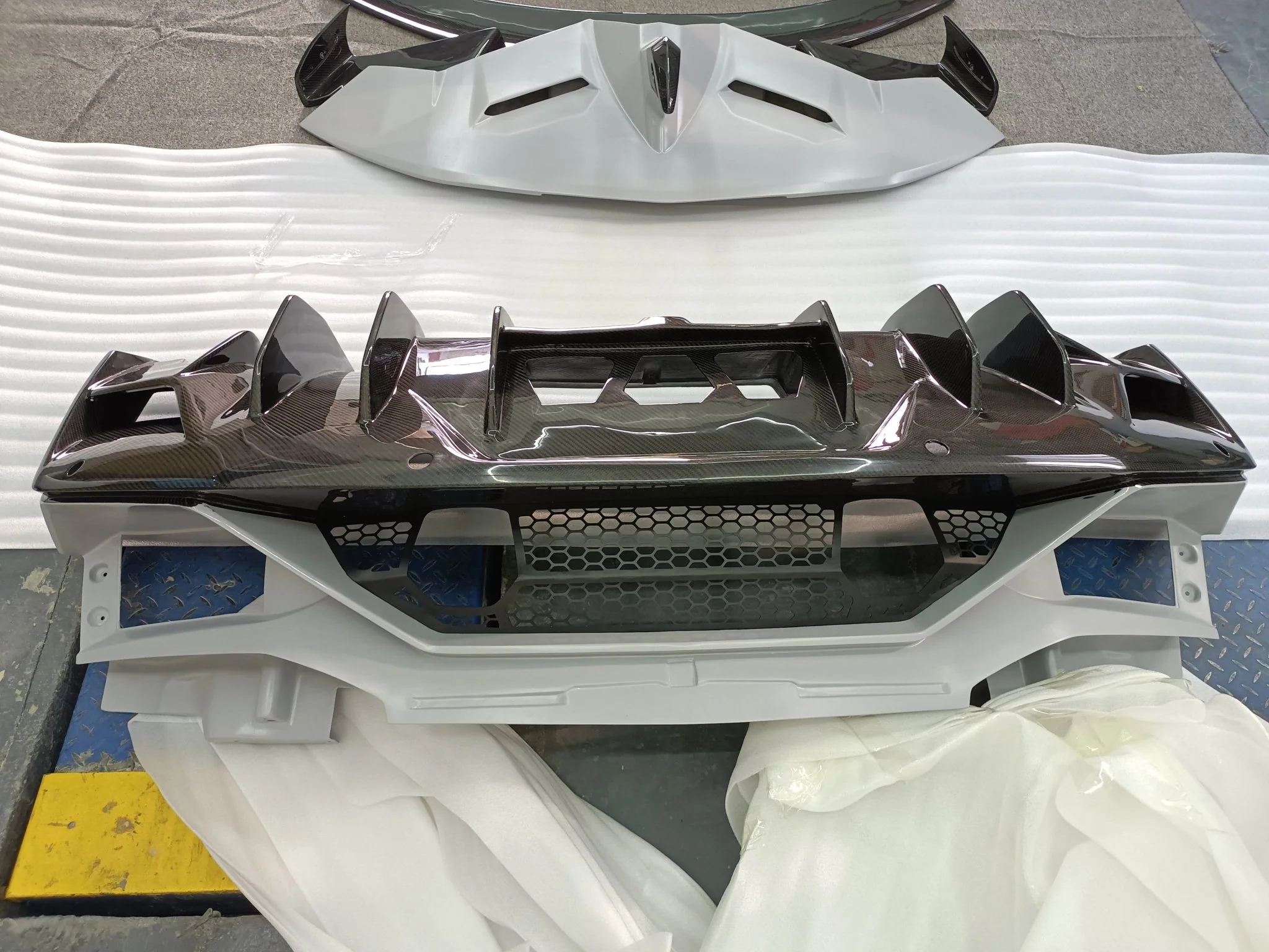 SD Dry Carbon Fibre Conversion Full Body Kit Conversion for Lamborghini Aventador LP700/720/740/750 Upgrade to SVJ Full Body Kit - Image 41