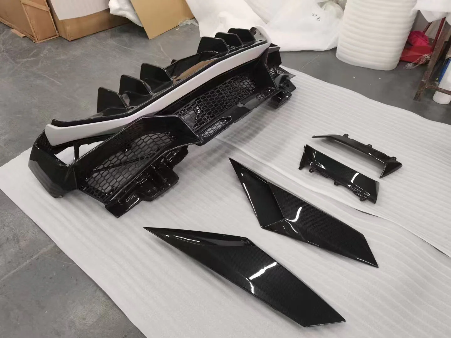 SD Dry Carbon Fibre Full Body Kit Conversion for Lamborghini Aventador LP700/720/740/750 Upgrade to SV Full Body Kit - Image 12