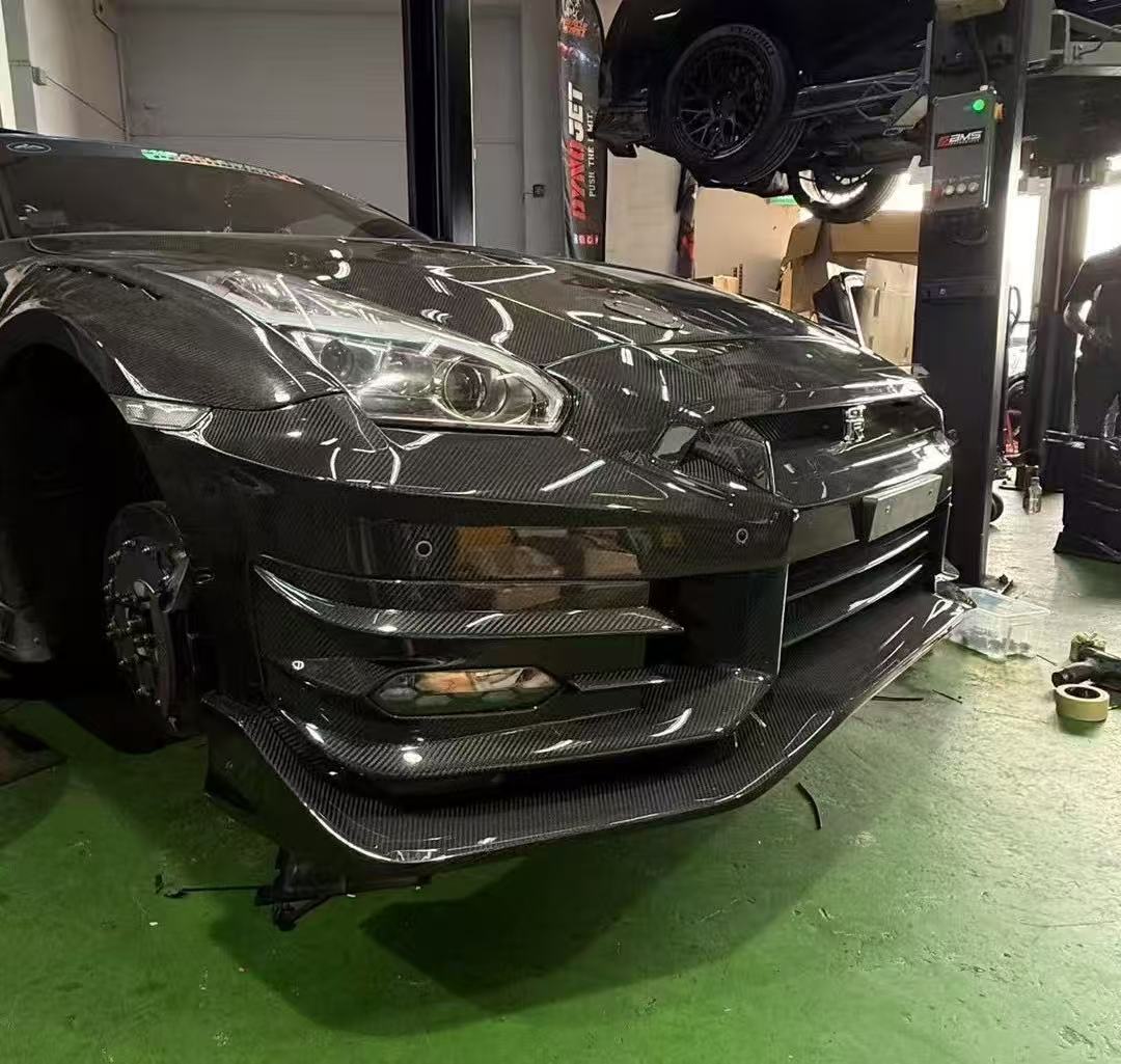 TS Style V2 Dry-Carbon Front Bumper & Front Lip for Nissan GTR GT-R R35 2008-2022 Full Prepreg Carbon Fiber - Image 4