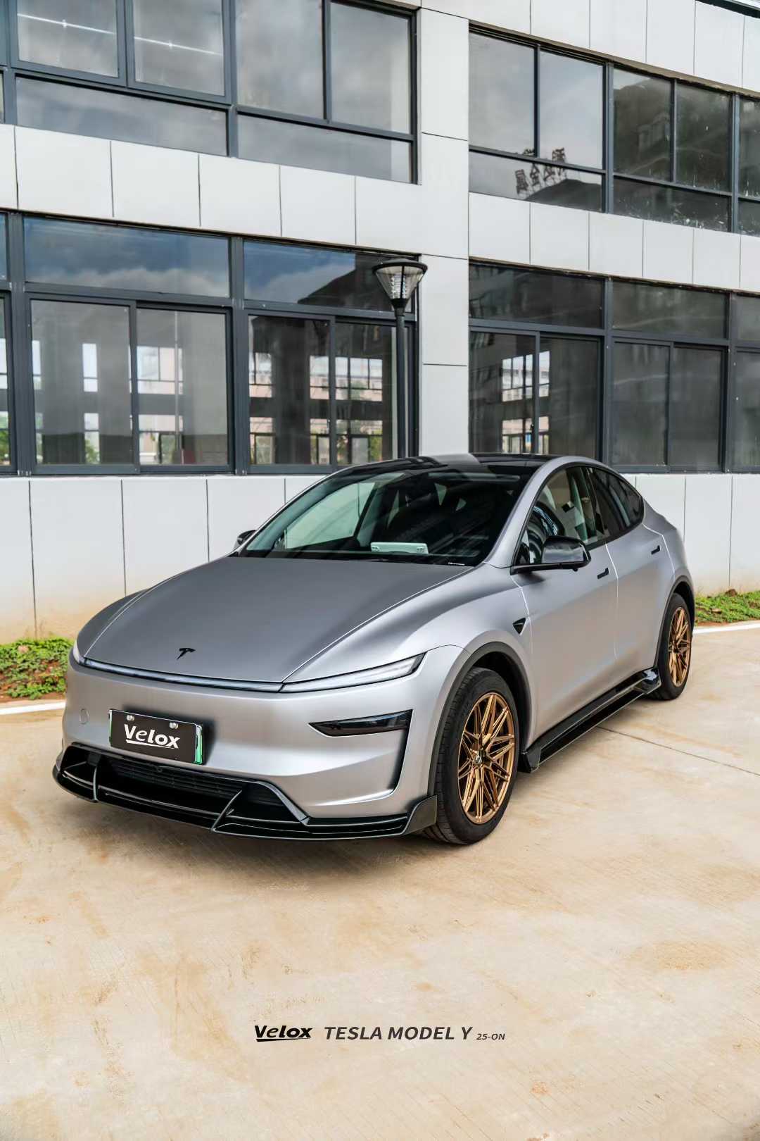 Velox 2025+ Tesla Model Y Lowline Kit Gloss Black Bodykit - Image 4